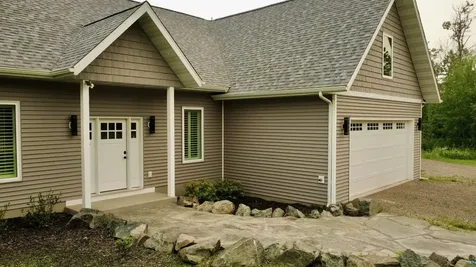 3139 W Tischer Road Duluth MN 55803
