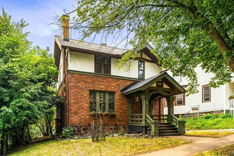 419 N 18th Avenue E Duluth MN 55812