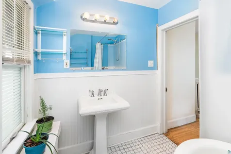 419 N 18th Avenue E Duluth MN 55812