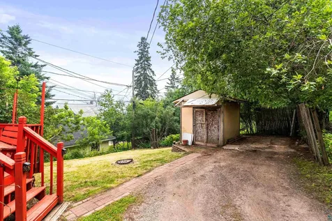 419 N 18th Avenue E Duluth MN 55812