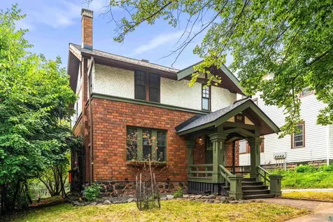 419 N 18th Avenue E Duluth MN 55812