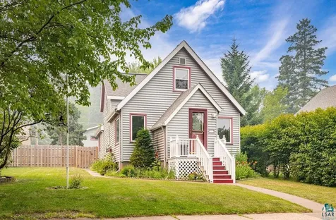 1217 E 10th Street Duluth MN 55805