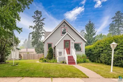 1217 E 10th Street Duluth MN 55805