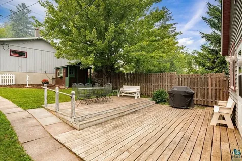 1217 E 10th Street Duluth MN 55805