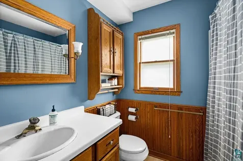 1217 E 10th Street Duluth MN 55805