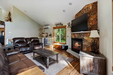 2182 County Road 4 Carlton MN 55718