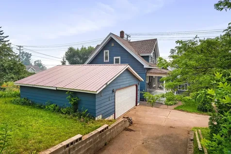 718 N 1st Avenue E Duluth MN 55805