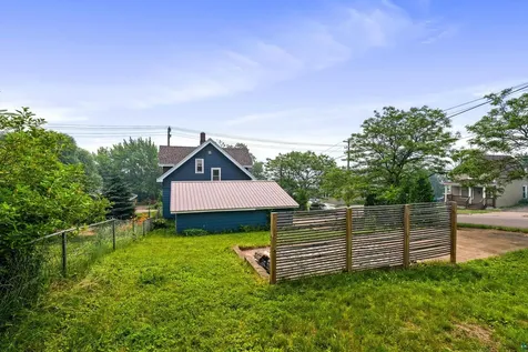 718 N 1st Avenue E Duluth MN 55805