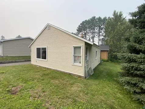 2305 Pershing Street Duluth MN 55811