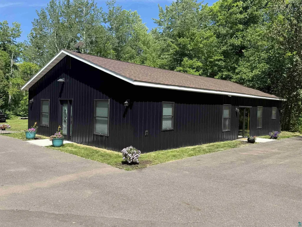 5841 Spruce Lane Duluth MN 55811