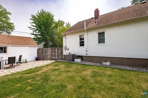 19 E Buffalo Street Duluth MN 55811