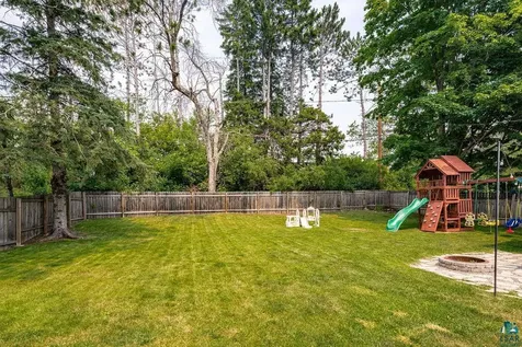 19 E Buffalo Street Duluth MN 55811