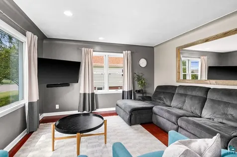 19 E Buffalo Street Duluth MN 55811