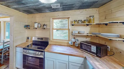 511 W 3rd Street Grand Marais MN 55604