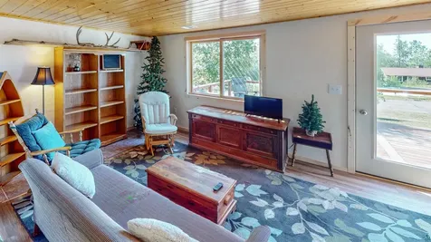 511 W 3rd Street Grand Marais MN 55604