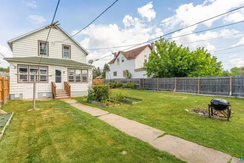712 E Camp Street Ely MN 55731