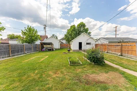 712 E Camp Street Ely MN 55731