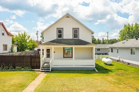 712 E Camp Street Ely MN 55731