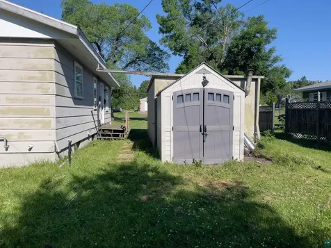 25 Gibson Road Silver Bay MN 55614