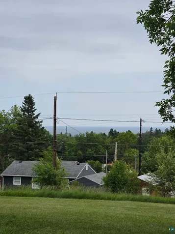 16 Carter Lane Silver Bay MN 55614