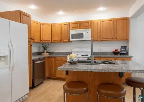 1412 101st Avenue W Duluth MN 55808