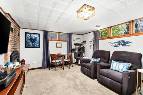4119 Pitt Street Duluth MN 55804