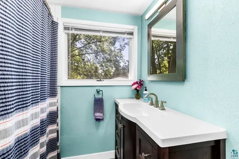 4119 Pitt Street Duluth MN 55804