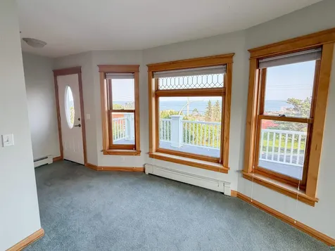 13 W 8th Street Duluth MN 55805