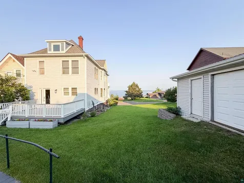 13 W 8th Street Duluth MN 55805