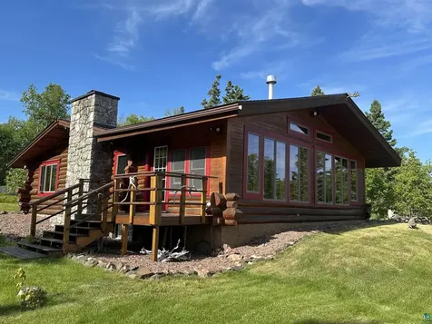 3644 Hwy 61 E Grand Marais MN 55604