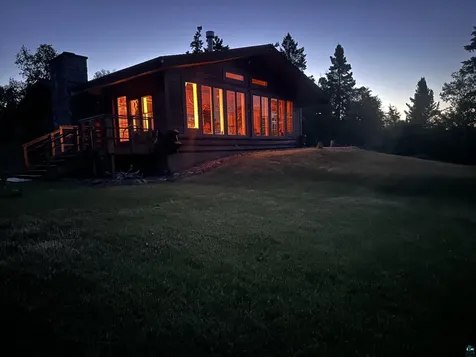 3644 Hwy 61 E Grand Marais MN 55604