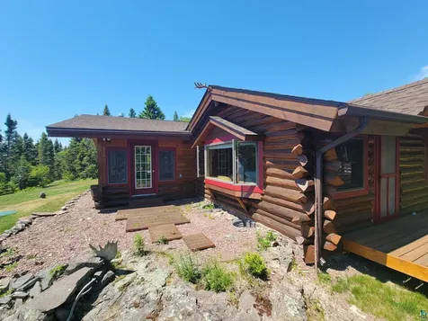 3644 Hwy 61 E Grand Marais MN 55604