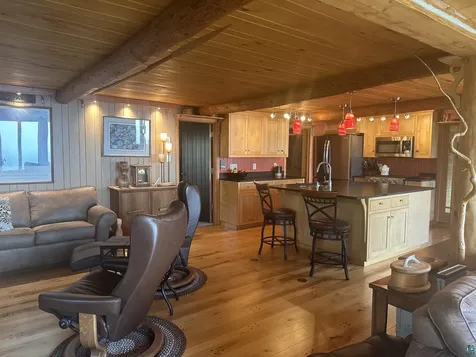 3644 Hwy 61 E Grand Marais MN 55604