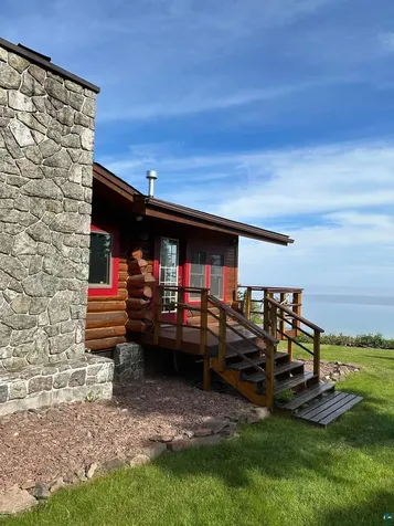 3644 Hwy 61 E Grand Marais MN 55604