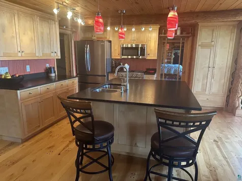 3644 Hwy 61 E Grand Marais MN 55604