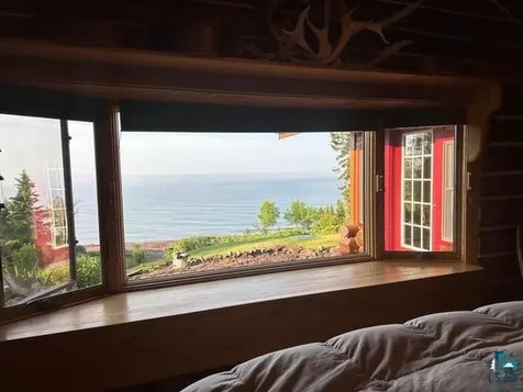3644 Hwy 61 E Grand Marais MN 55604
