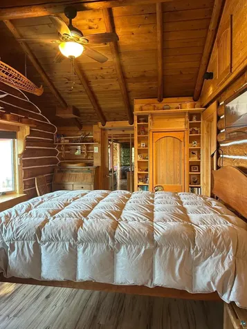 3644 Hwy 61 E Grand Marais MN 55604