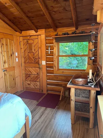 3644 Hwy 61 E Grand Marais MN 55604