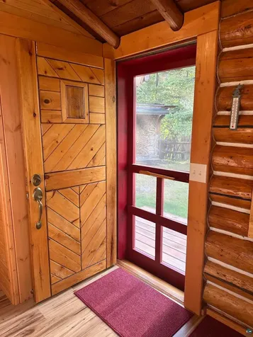 3644 Hwy 61 E Grand Marais MN 55604