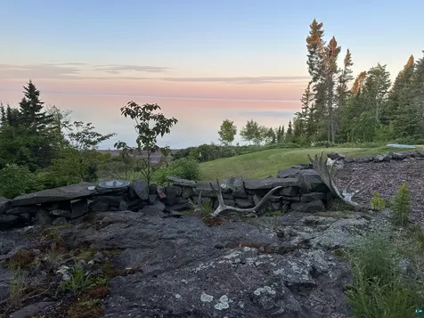 3644 Hwy 61 E Grand Marais MN 55604