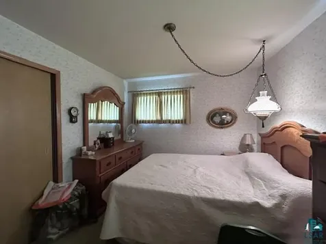 704 Maple Drive Aurora MN 55705