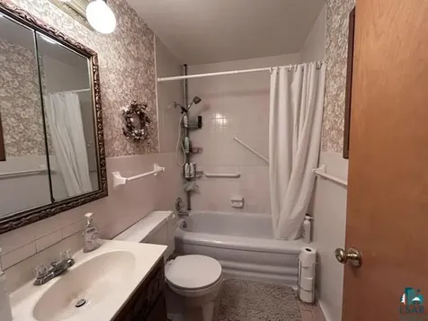 704 Maple Drive Aurora MN 55705