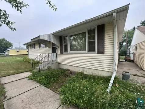 704 Maple Drive Aurora MN 55705