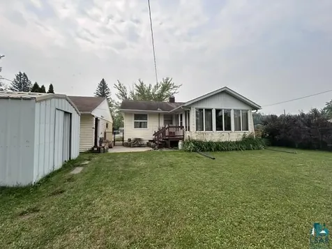 704 Maple Drive Aurora MN 55705