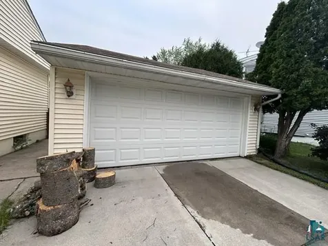 704 Maple Drive Aurora MN 55705