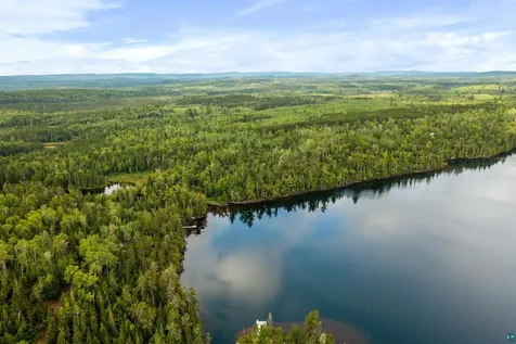 15XA Greenwood Lake Road Grand Marais MN 55604