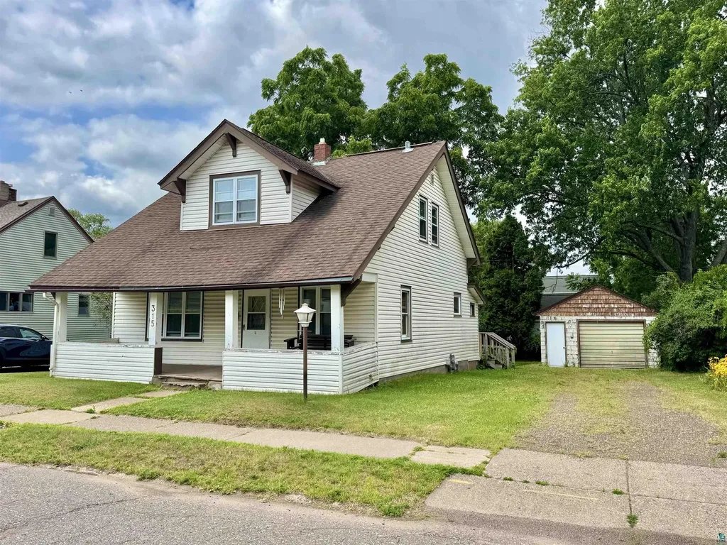 315 8th Street Cloquet MN 55720