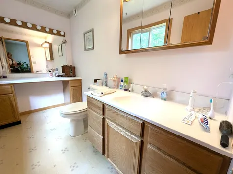 3190 Troy Brett Trail Duluth MN 55804