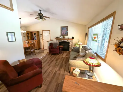 3190 Troy Brett Trail Duluth MN 55804