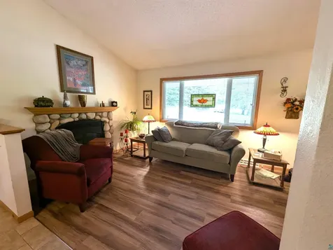 3190 Troy Brett Trail Duluth MN 55804